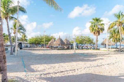 /Jan_Thiel_Beach-1.jpg